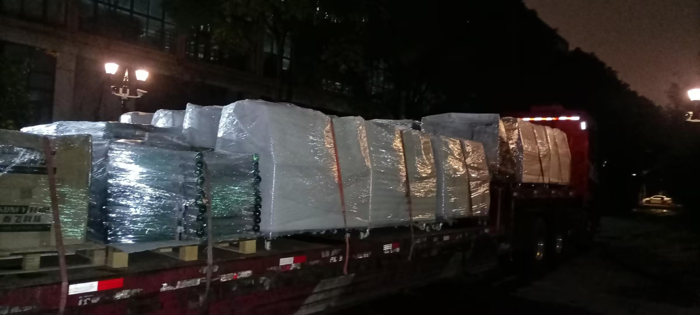 Pengiriman mendesak 50 set mesin sinar-X untuk proyek kereta api Tianjin